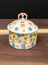 Load image into Gallery viewer, Ring, Trinket Box - Buttercup