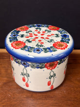 Load image into Gallery viewer, Butter Bell - Andy - Red Vines