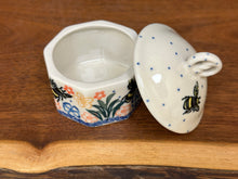 Load image into Gallery viewer, Trinket Box - Honey Bee
