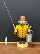 Load image into Gallery viewer, Smoker, Seiffen Fisherman
