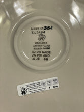 Load image into Gallery viewer, Platter, Round W/Handles 11.75” - U3132