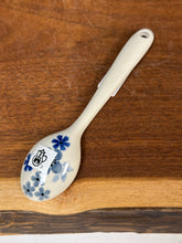 Load image into Gallery viewer, Spoon, Small, 5.25&quot; - Denim Daisy
