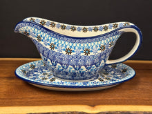 Load image into Gallery viewer, Gravy Boat, 16 oz - Blue Yonder
