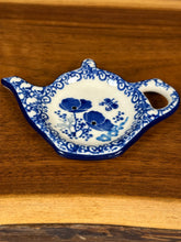 Load image into Gallery viewer, Tea Bag Holder - Evening Poppy
