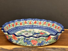 Load image into Gallery viewer, Pie Plate, Fluted 10" - U5156
