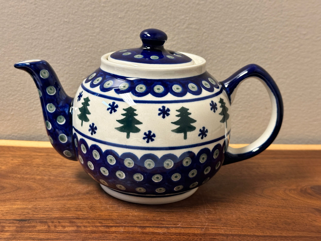 Teapot (1 qt), Pre-owned - Tree & Snowflakes