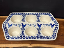 Load image into Gallery viewer, Muffin Pan, Zaklady - Blue Rooster
