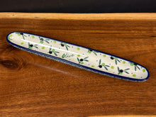 Load image into Gallery viewer, Olive Boat - Olive Pattern
