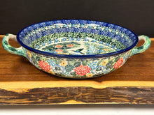 Load image into Gallery viewer, Baker, Round w/ Handles 8” - U3271 Hummingbird
