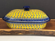 Load image into Gallery viewer, Baker, Covered Casserole, 9.5&quot; x 12&quot; - Sunburst
