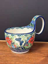 Load image into Gallery viewer, Bowl, Loop Handle Soup - U4553
