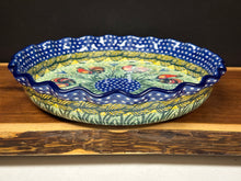 Load image into Gallery viewer, Pie Plate, Fluted 10&quot; - U2663
