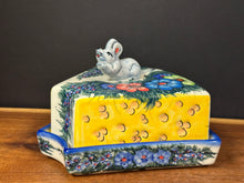Load image into Gallery viewer, Cheese Wedge Box - Kalich Bright Floral w/Mouse on Top
