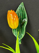 Load image into Gallery viewer, Stem, 1 Pc. - Tulip Leaf on 8” Wire Stem
