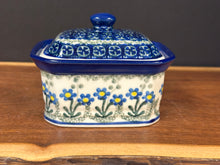Load image into Gallery viewer, Trinket Box, Rectangular - Blue Spring Daisy
