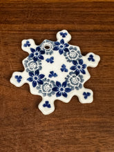 Load image into Gallery viewer, Ornament, Flat Snowflake - Silver Lace
