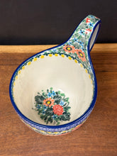 Load image into Gallery viewer, Bowl, Loop Handle Soup - U3357
