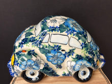 Load image into Gallery viewer, VW Bug Car - Powder
