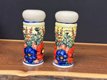 Load image into Gallery viewer, Salt &amp; Pepper, Cer-Raf Round
