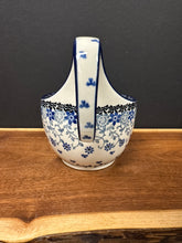 Load image into Gallery viewer, Bowl, Loop Handle Soup - Silver Lace

