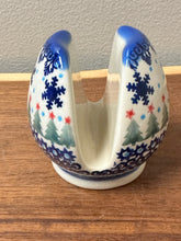 Load image into Gallery viewer, Napkin Holder, Pre-owned - Snowy Christmas
