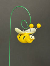 Load image into Gallery viewer, Plant stem - Little Bee Hanging on Wire Stem
