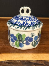 Load image into Gallery viewer, Ring, Trinket Box - Blue Berries
