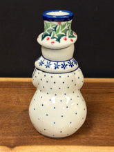 Load image into Gallery viewer, Snowman, Candle Holder - Holly Wreath
