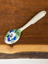 Load image into Gallery viewer, Spoon, Small, 5.25&quot; - Blue Berries
