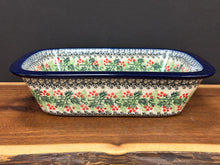 Load image into Gallery viewer, Baker, w/Grip Edge, 7" x 9.75" - Holly Berry

