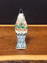 Load image into Gallery viewer, Pie Bird - Holly Berry 4”
