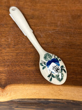 Load image into Gallery viewer, Spoon, Small, 5.25&quot; - Winter Viola
