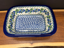 Load image into Gallery viewer, Baker, w/Grip Edge 7" x 9.75" - Blue Berries
