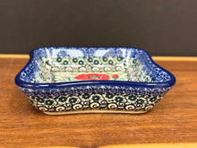 Load image into Gallery viewer, Fluted Dipping Dish - U4968
