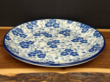 Load image into Gallery viewer, Plate, Dinner 10" - Timeless Blue

