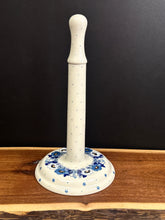Load image into Gallery viewer, Paper Towel Holder - Ice Poppy
