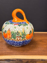 Load image into Gallery viewer, Pumpkin, Kalich - Mushrooms &amp; Gourds

