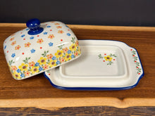 Load image into Gallery viewer, Butter/Cream Cheese Dish - Buttercup
