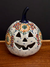 Load image into Gallery viewer, Pumpkin, Medium
