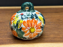 Load image into Gallery viewer, Ornament, Pumpkin Mini - VU677
