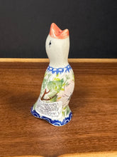 Load image into Gallery viewer, Pie Bird, Kalich - Blushing Blooms
