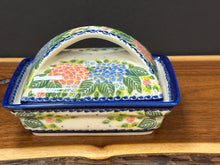 Load image into Gallery viewer, Butter Dish, Deep Kalich - Hydrangea
