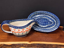 Load image into Gallery viewer, Gravy Boat, 16 oz - Peach Spring Daisy
