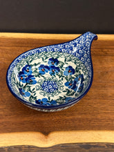 Load image into Gallery viewer, Ladle Rest 4.5” - Winter Viola
