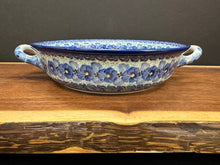 Load image into Gallery viewer, Baker, Round w/ Handles 8” - U3639
