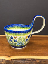 Load image into Gallery viewer, Bowl, Loop Handle Soup - Honeybee
