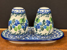 Load image into Gallery viewer, Salt &amp; Pepper Set - Blue Berries
