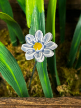 Load image into Gallery viewer, Flower, 1 Pc. - Mini Marguerite Daisy on 8” Wire Stem - Light Lavender
