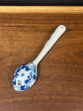 Load image into Gallery viewer, Spoon, Medium 6.25” - White Poppy
