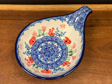 Load image into Gallery viewer, Ladle Rest 4.5” - Whimsical Garden
